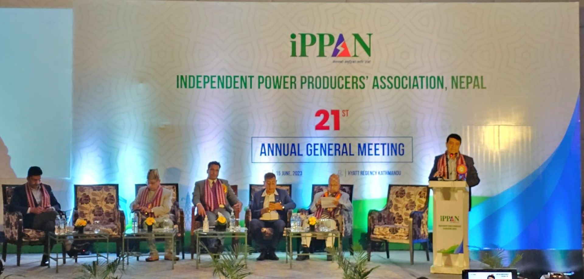 ऊर्जा क्षेत्रको विकासका लागि नीतिगत अवरोधहरु तत्काल हटाउनुपर्छ: अध्यक्ष ढकाल